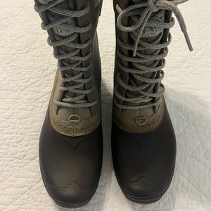 North Face boots